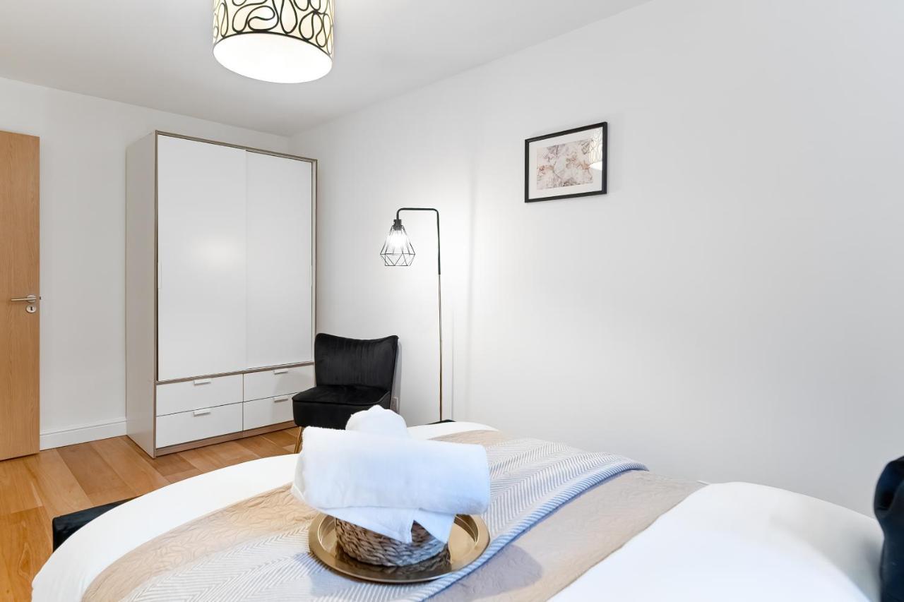 Chic 3 Bed Apartment Near London Bridge With Balcony Esterno foto