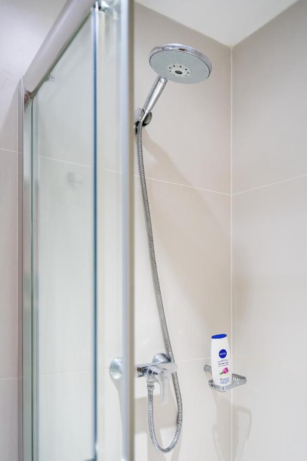 Chic 3 Bed Apartment Near London Bridge With Balcony Esterno foto